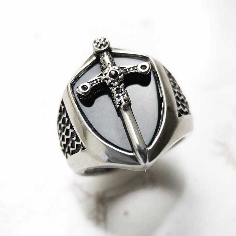 Anel Espada e Escudo em Prata 925